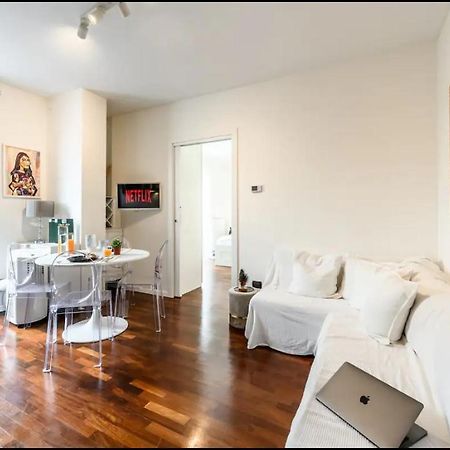 Casa Albertina Grazioso Appartamento Vicino Alla Stazione Monza Buitenkant foto